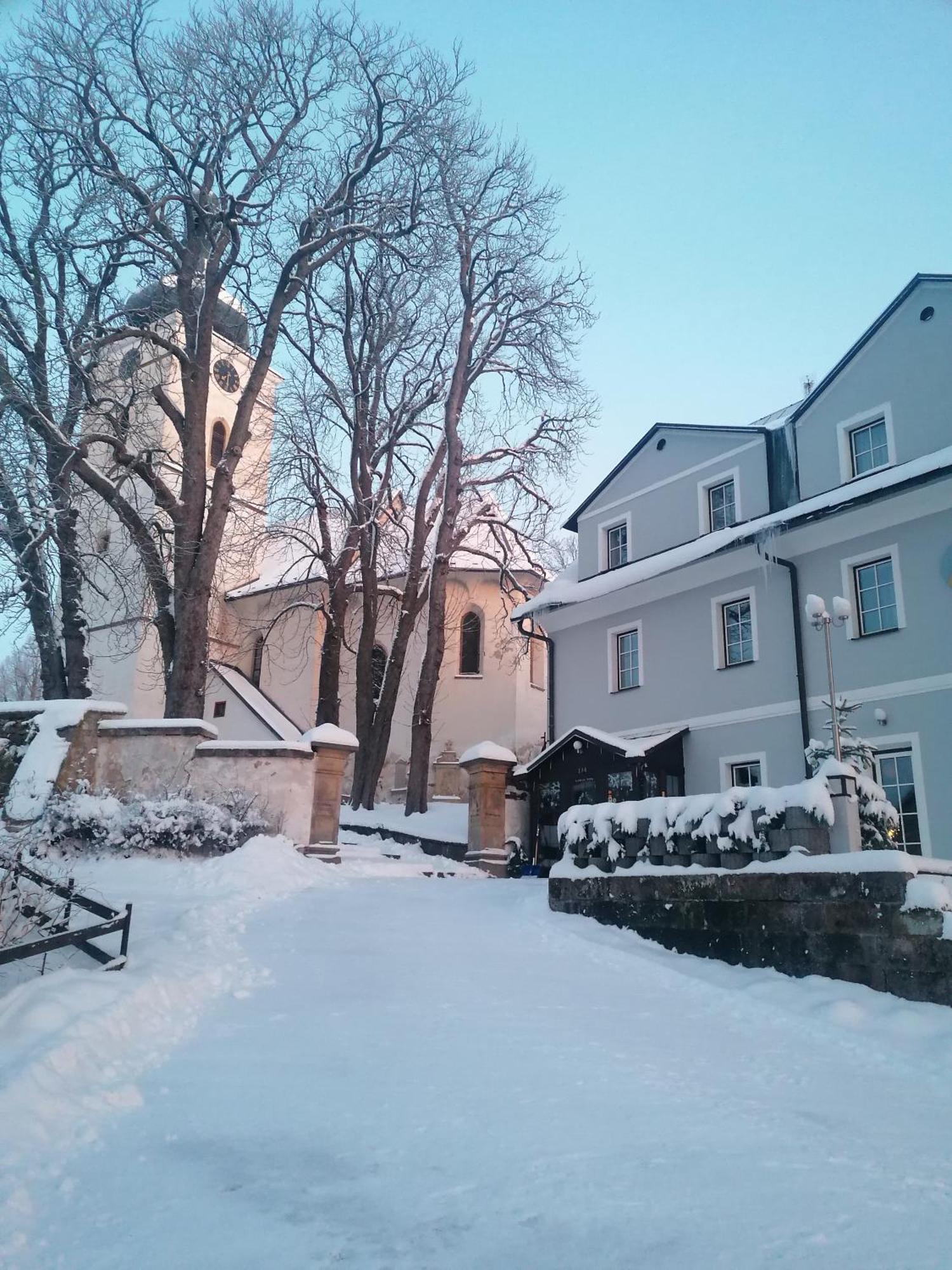 Hotel Auri Rudník Exterior foto